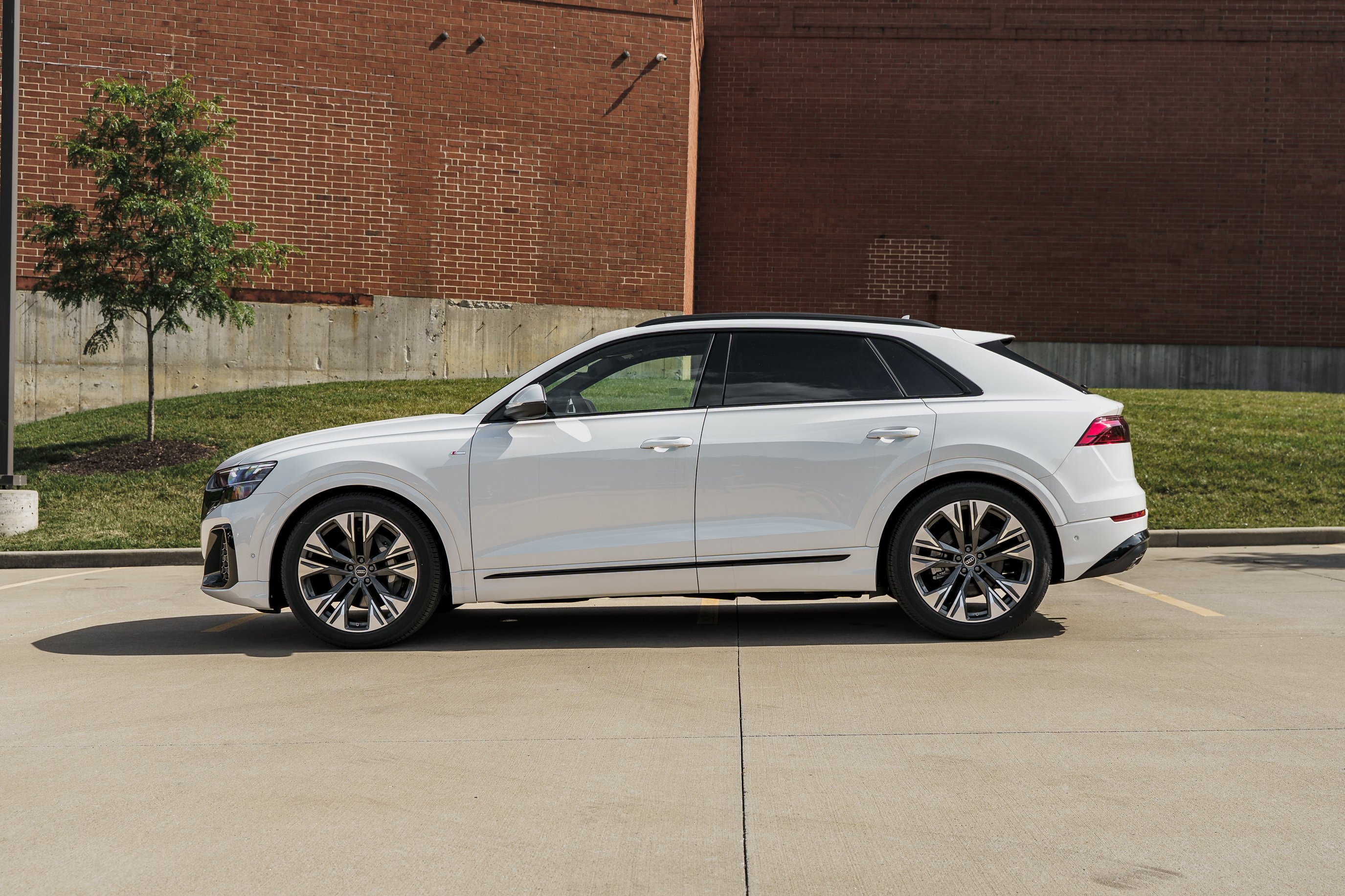 New 2026 GLACIER WHITE Audi Premium Plus image 6