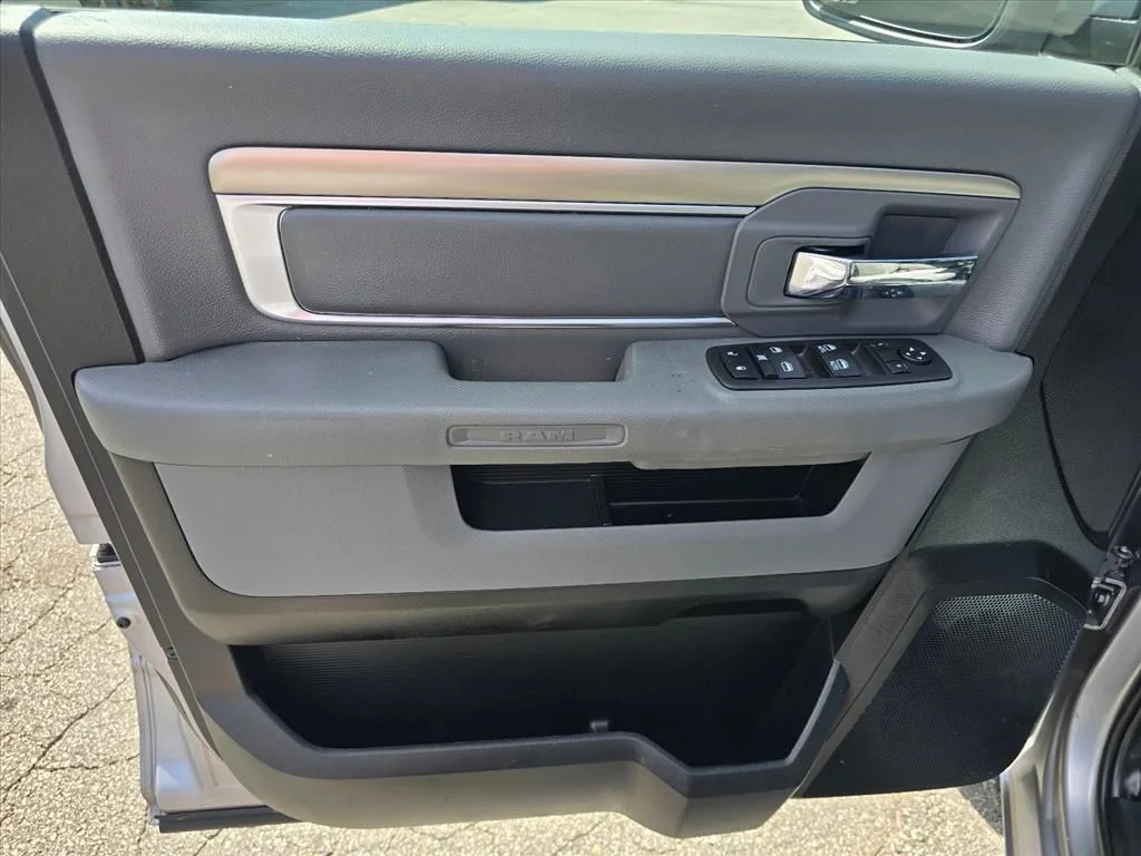 Used 2020 Silver Ram SLT image 9