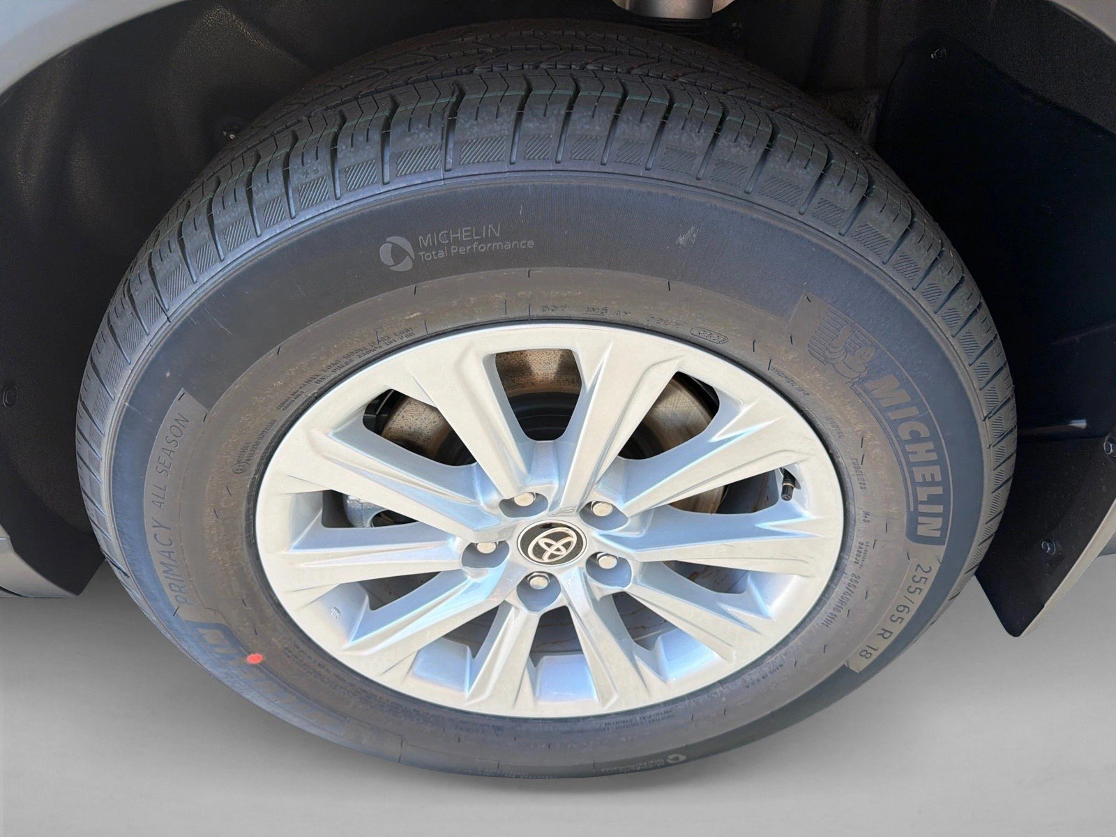 New 2026 Wind Chill Pearl Toyota XLE image 20