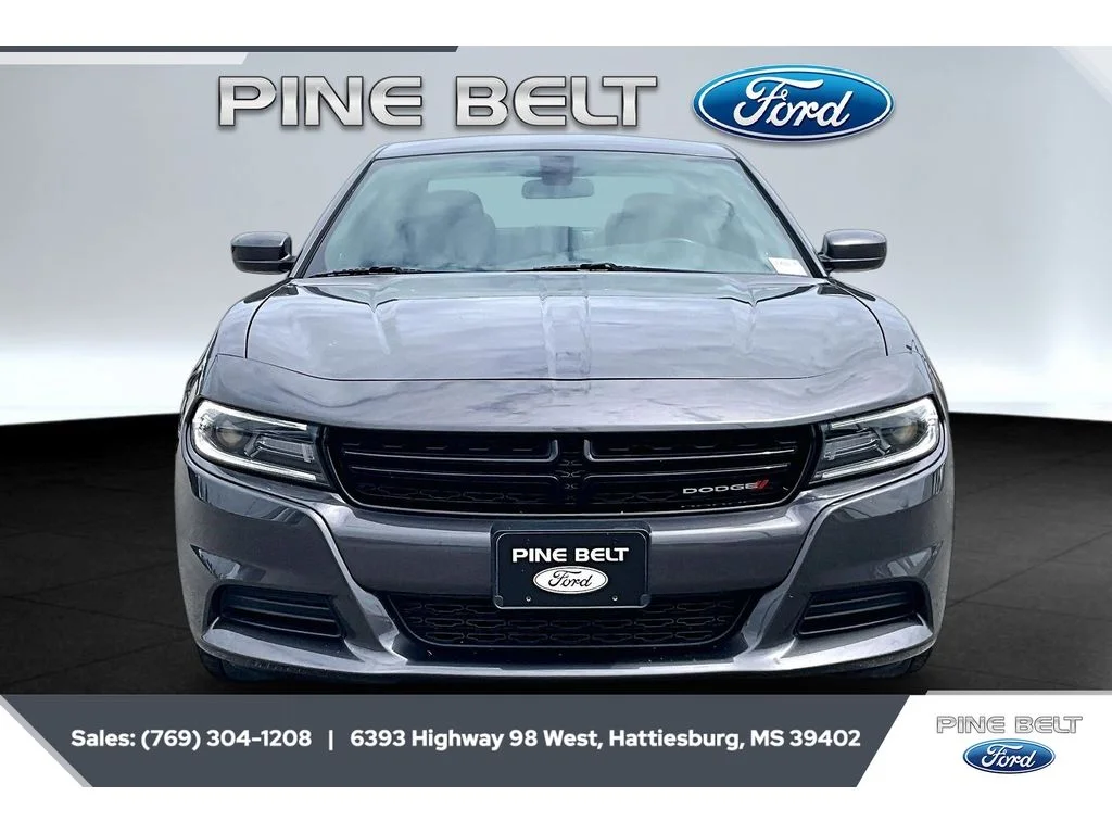 Used 2021 Granite Pearlcoat Dodge SXT image 3