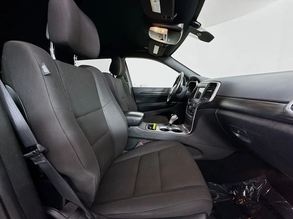 Used 2021 Gray Jeep Laredo E image 25