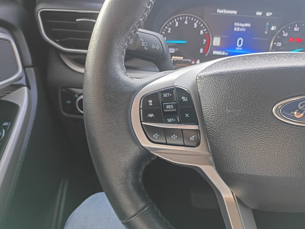 Used 2023 Carbonized Gray Metallic Ford XLT image 29