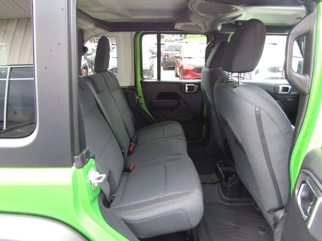 New 2026 Mojito Clearcoat Jeep Sport RHD image 24