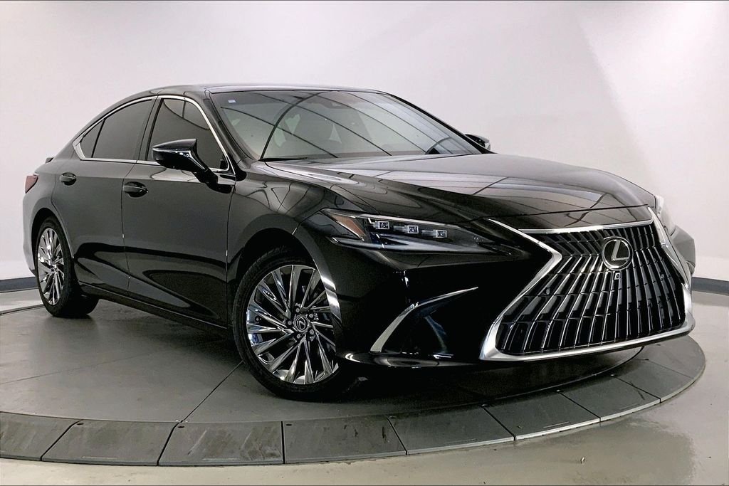Used 2025 Obsidian Lexus 350 Ultra Luxury image 32