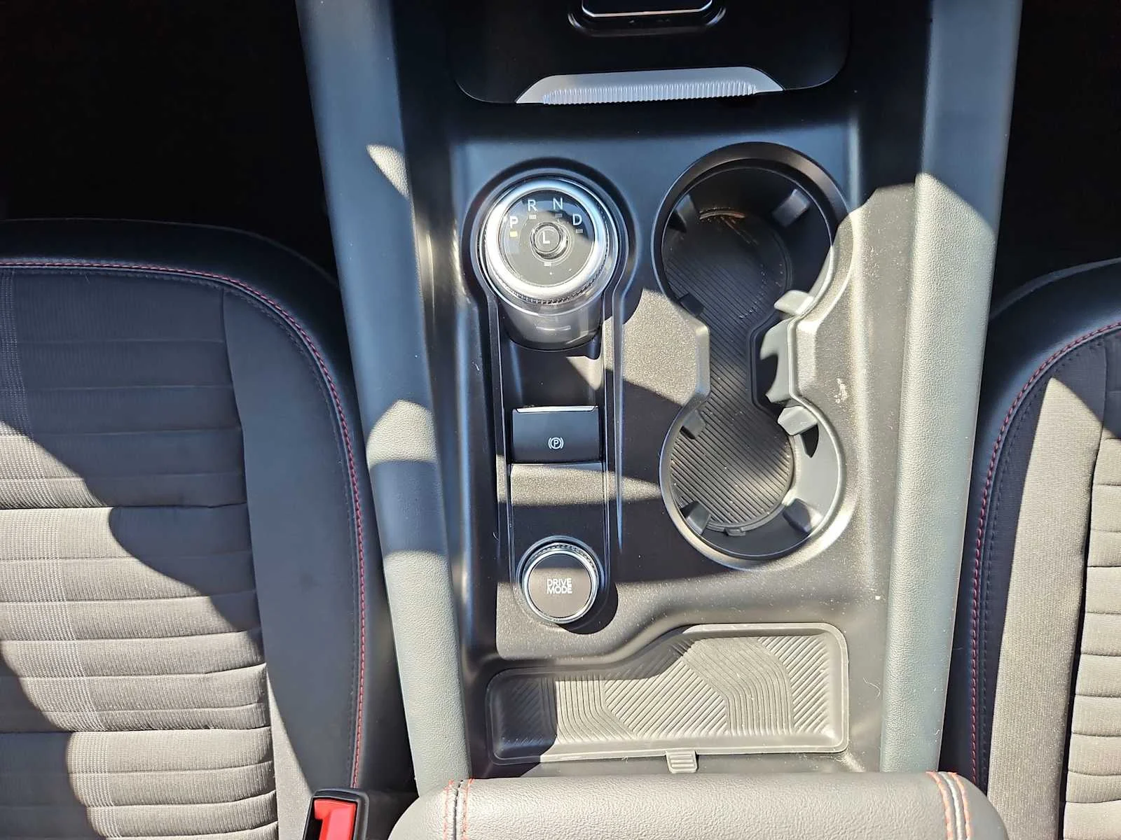Used 2025 Carbonized Gray Ford ST-Line image 19