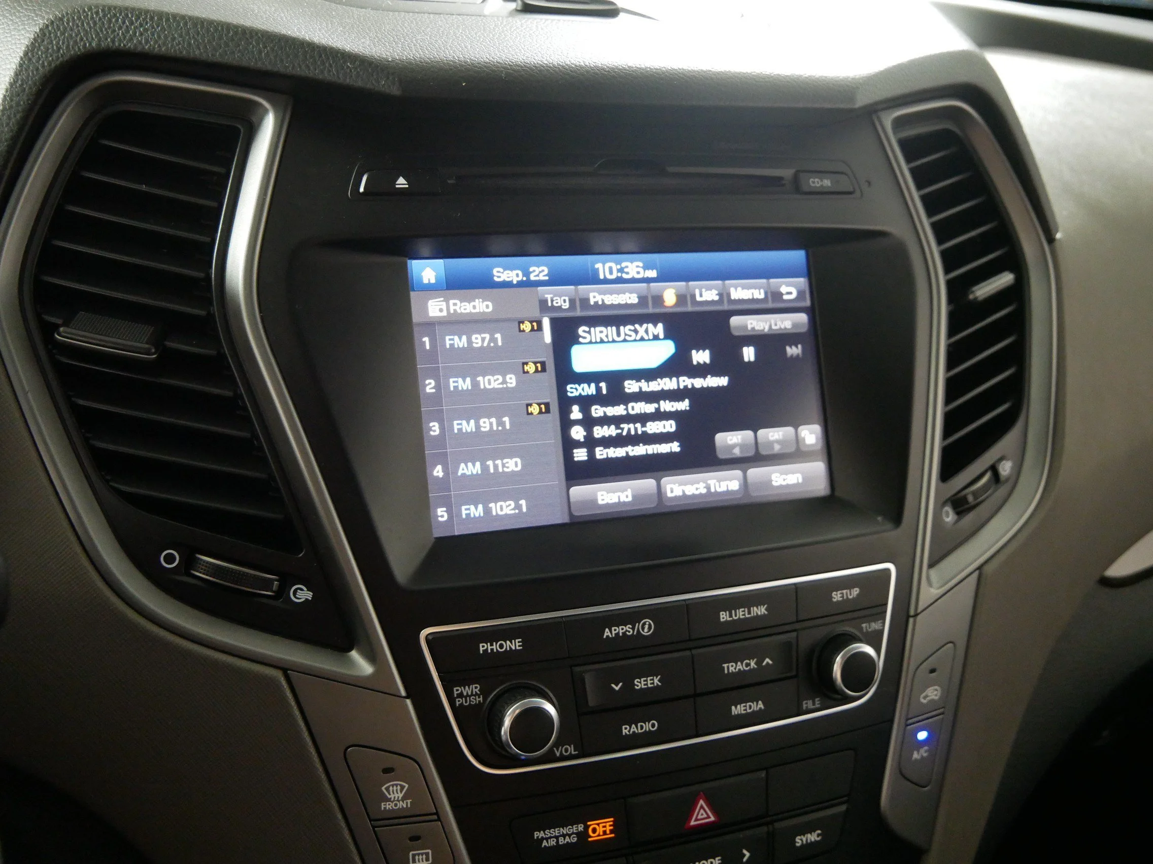 Used 2017 Frost White Pearl Hyundai 2.4L image 22