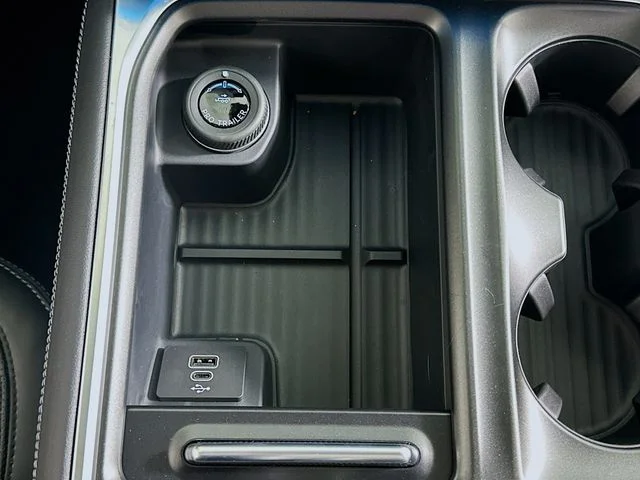 New 2026 Ford Expedition Platinum