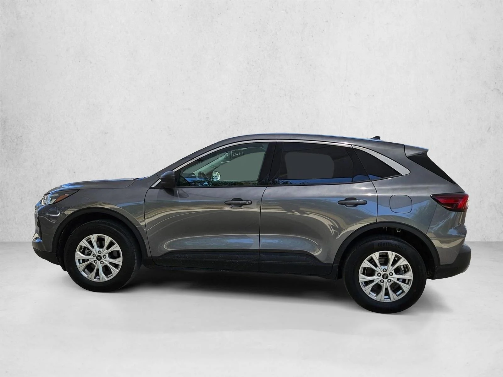 Used 2024 Carbonized Gray Metallic Ford Active image 8