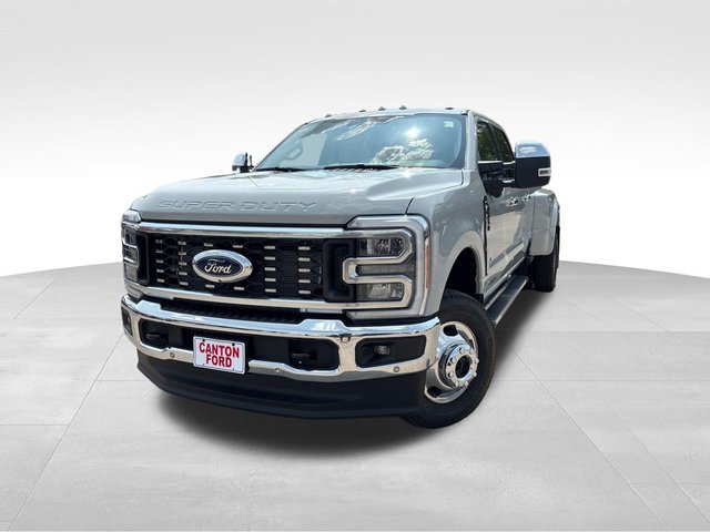 New 2026 Ford Super Duty F-350 Lariat 4X4 Crew Cab