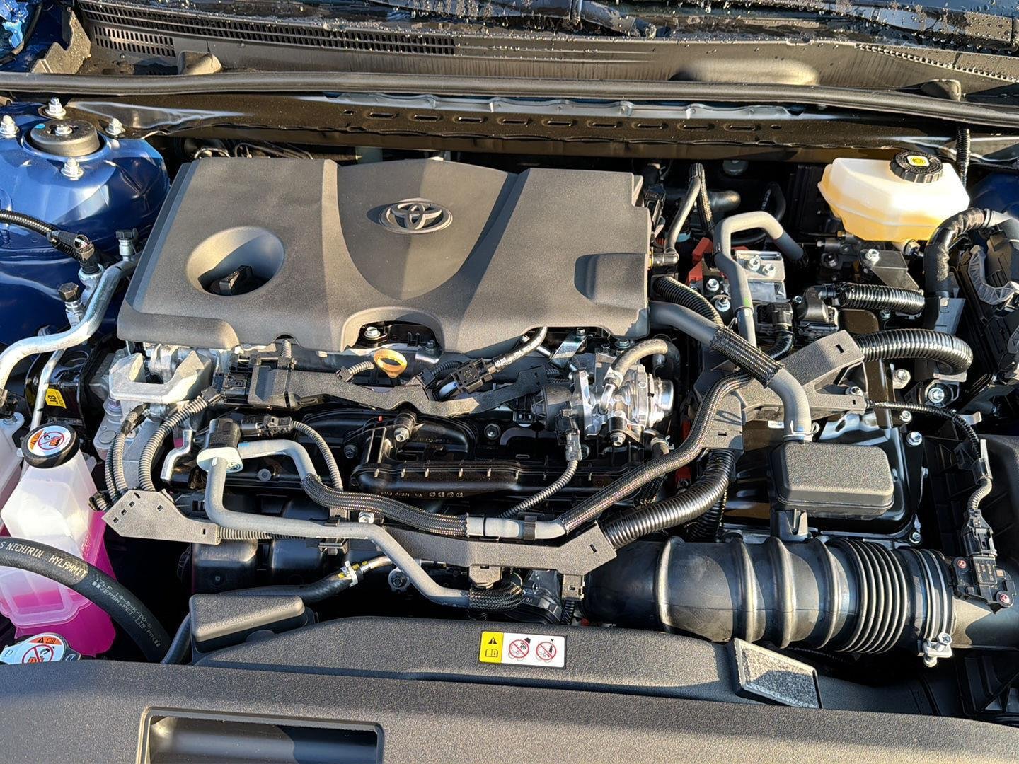 New 2026 Reservoir Blue Toyota SE image 33