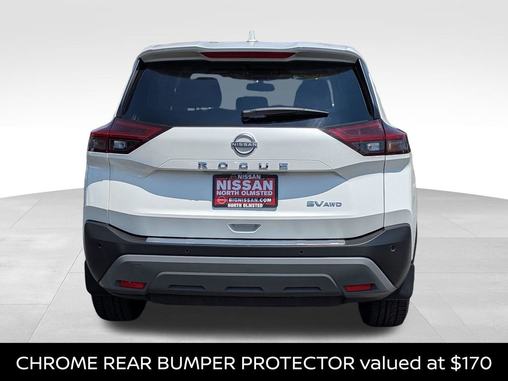 Certified Used 2023 Pearl White Nissan SV image 9