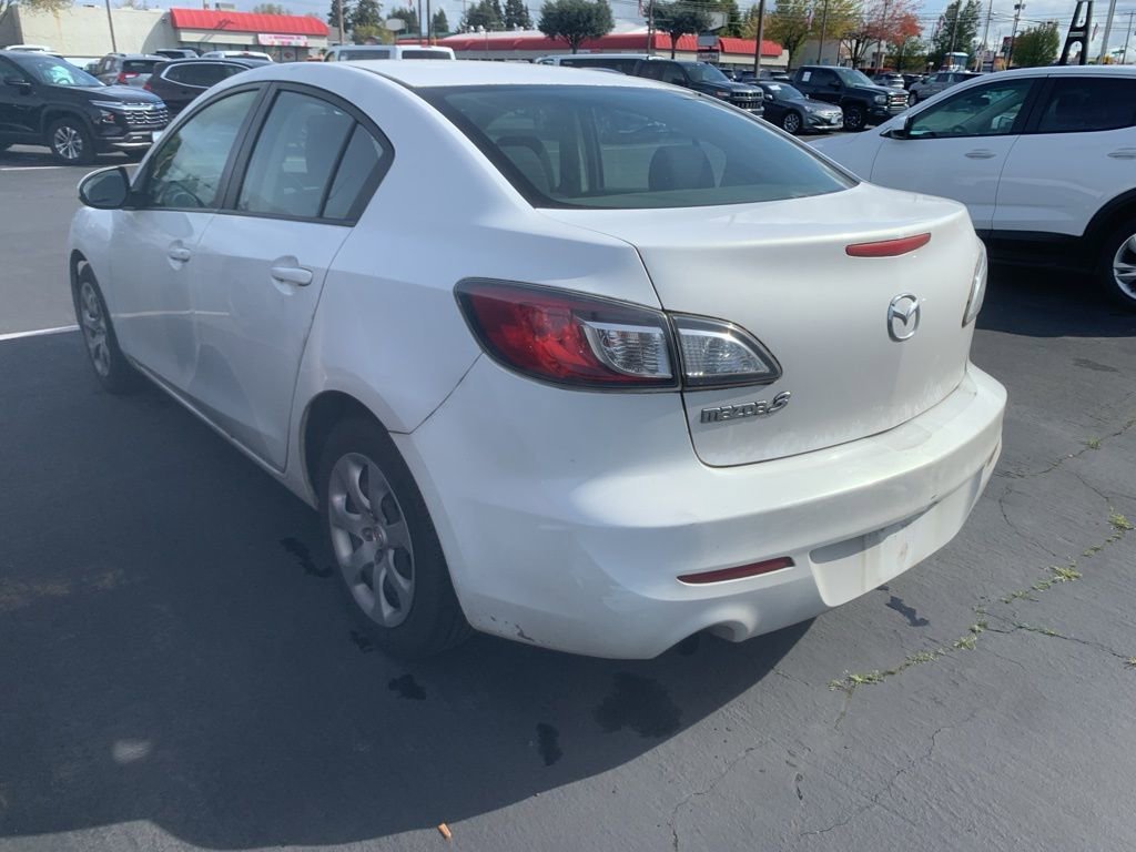 Used 2012 Mazda MAZDA3 i Sport with VIN JM1BL1UG9C1531628 for sale in Hillsboro, OR