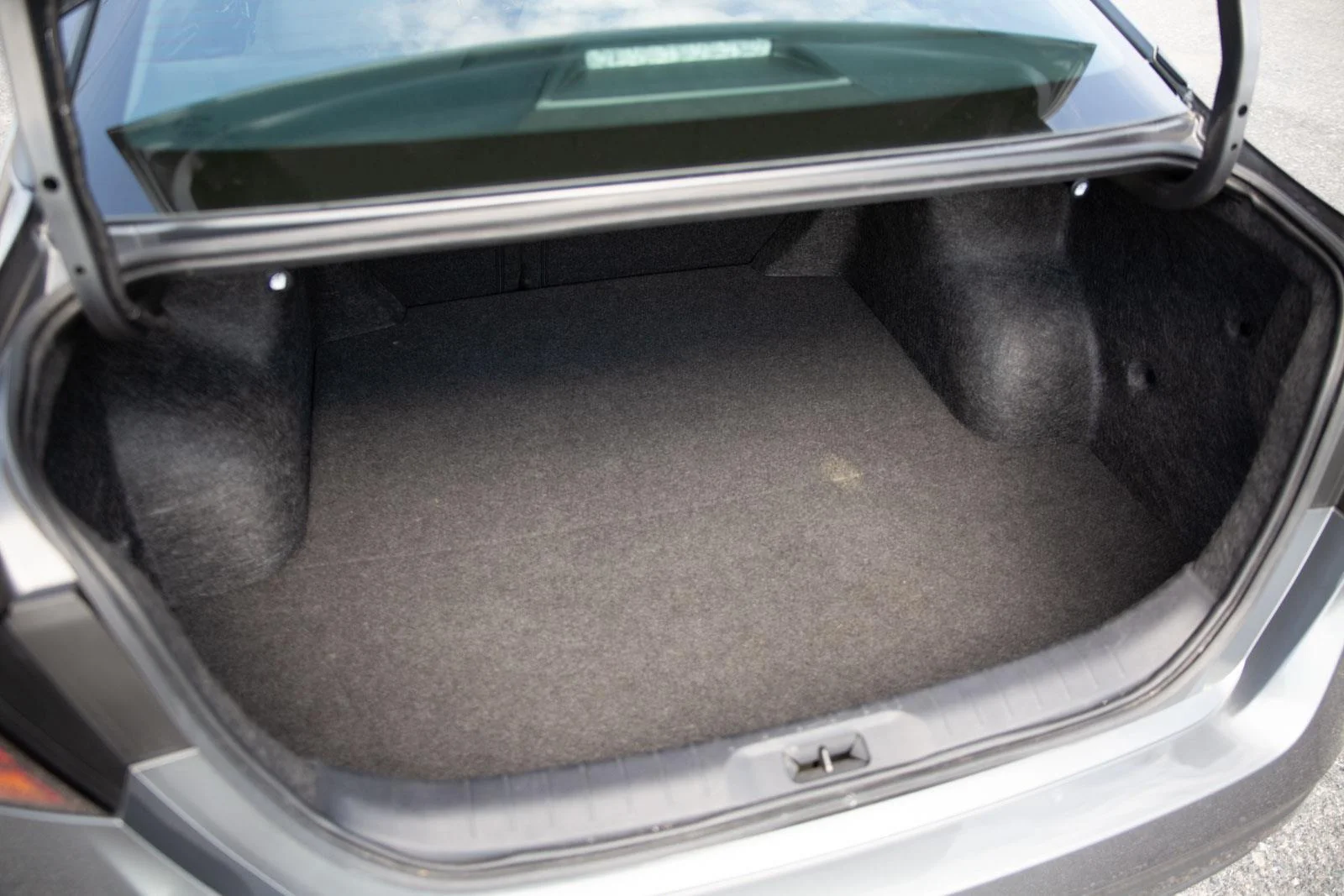 Used 2025 Gun Metallic Nissan SV image 22