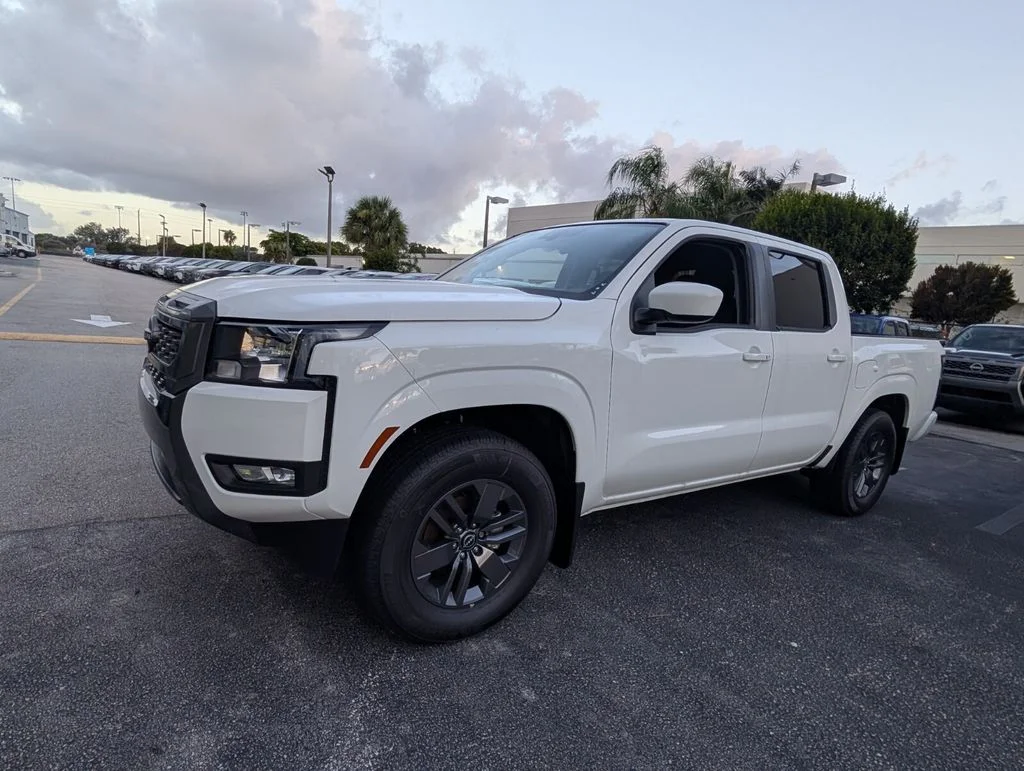 New 2025 White Nissan SV image 4
