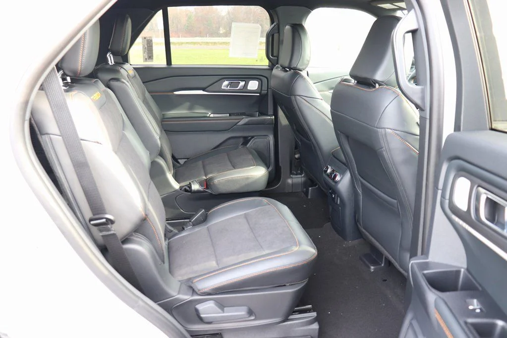 New 2026 Space White Metallic Ford Tremor® image 16