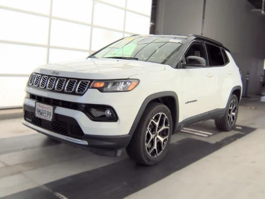 Used 2025 White Jeep Limited image 2