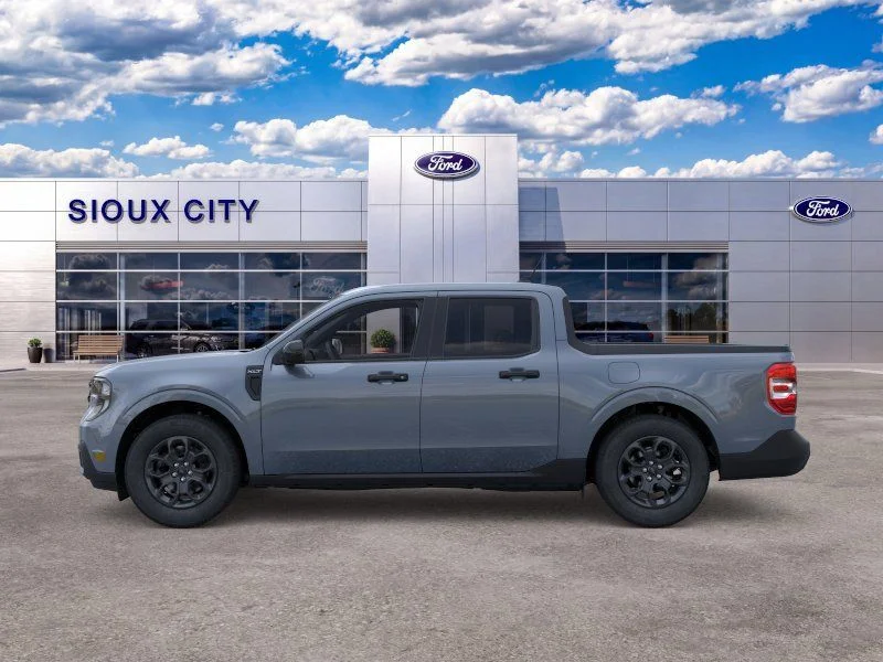 New 2026 Gray Ford XLT image 3