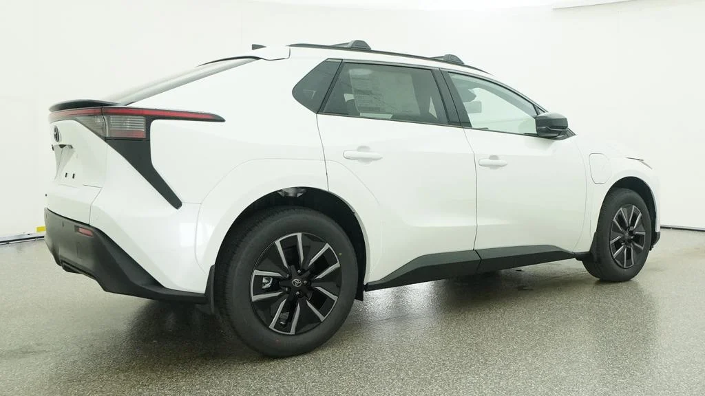 New 2026 Wind Chill Pearl Toyota XLE image 49