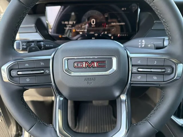 New 2026 Sterling Metallic GMC Elevation image 32