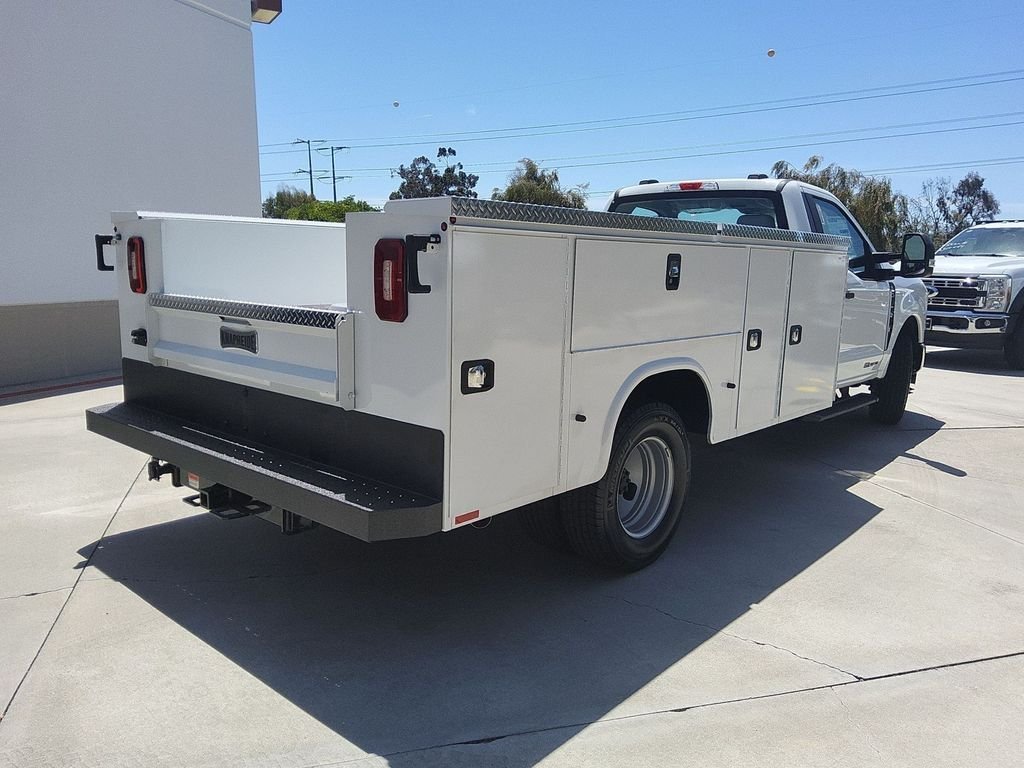 New 2025 Oxford White Ford XL image 28
