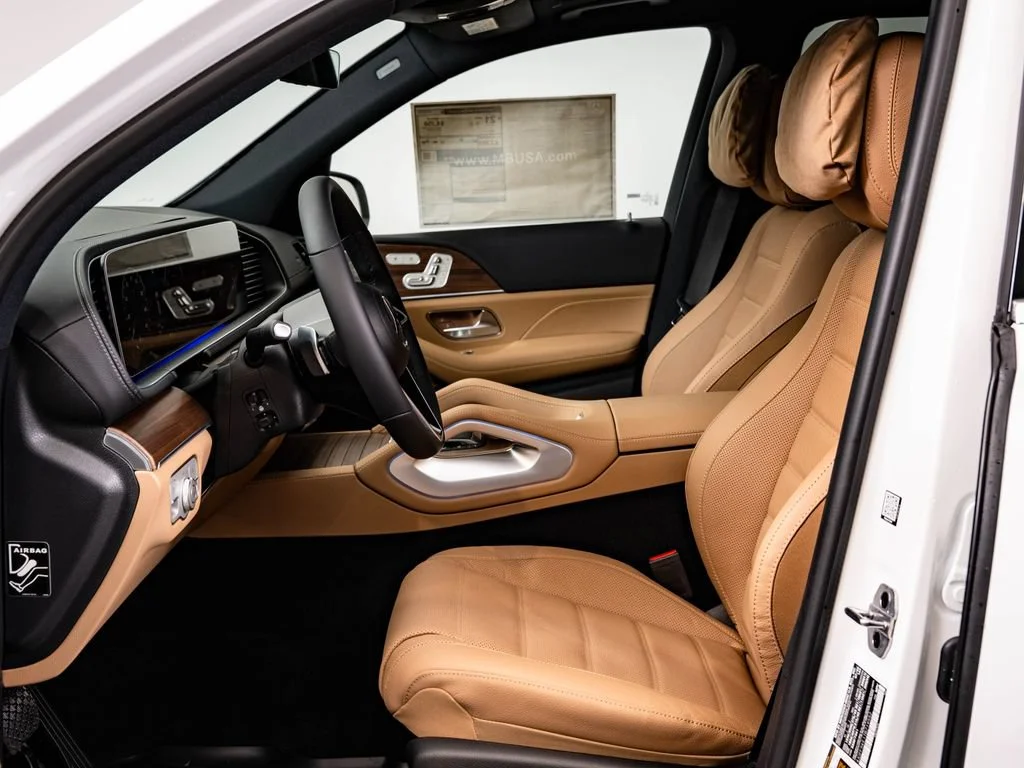 New 2026 Polar White Mercedes-Benz GLS 450 image 24