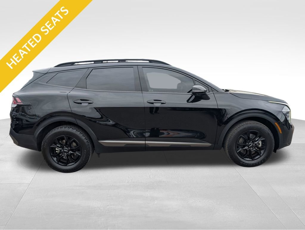 Used 2024 Black Kia X-Pro Prestige image 6