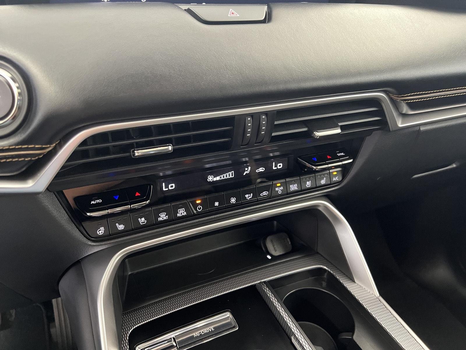 2026 Mazda CX-90 Premium Plus Package - Photo 18