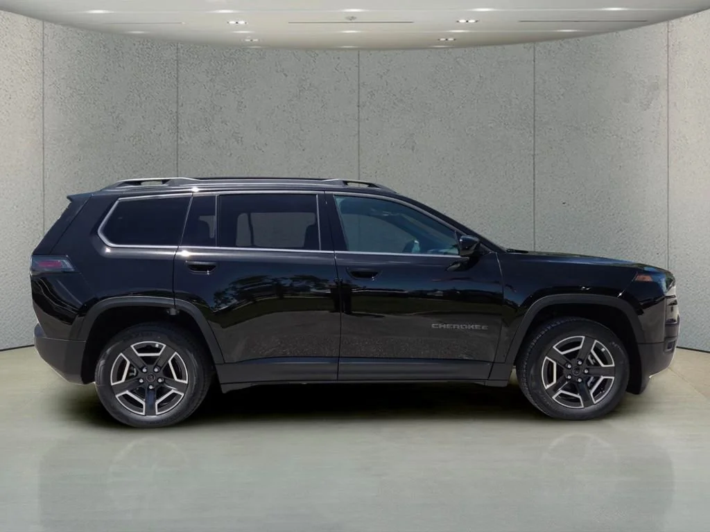 New 2026 Diamond Black Crystal Pearlcoat Jeep Laredo image 2