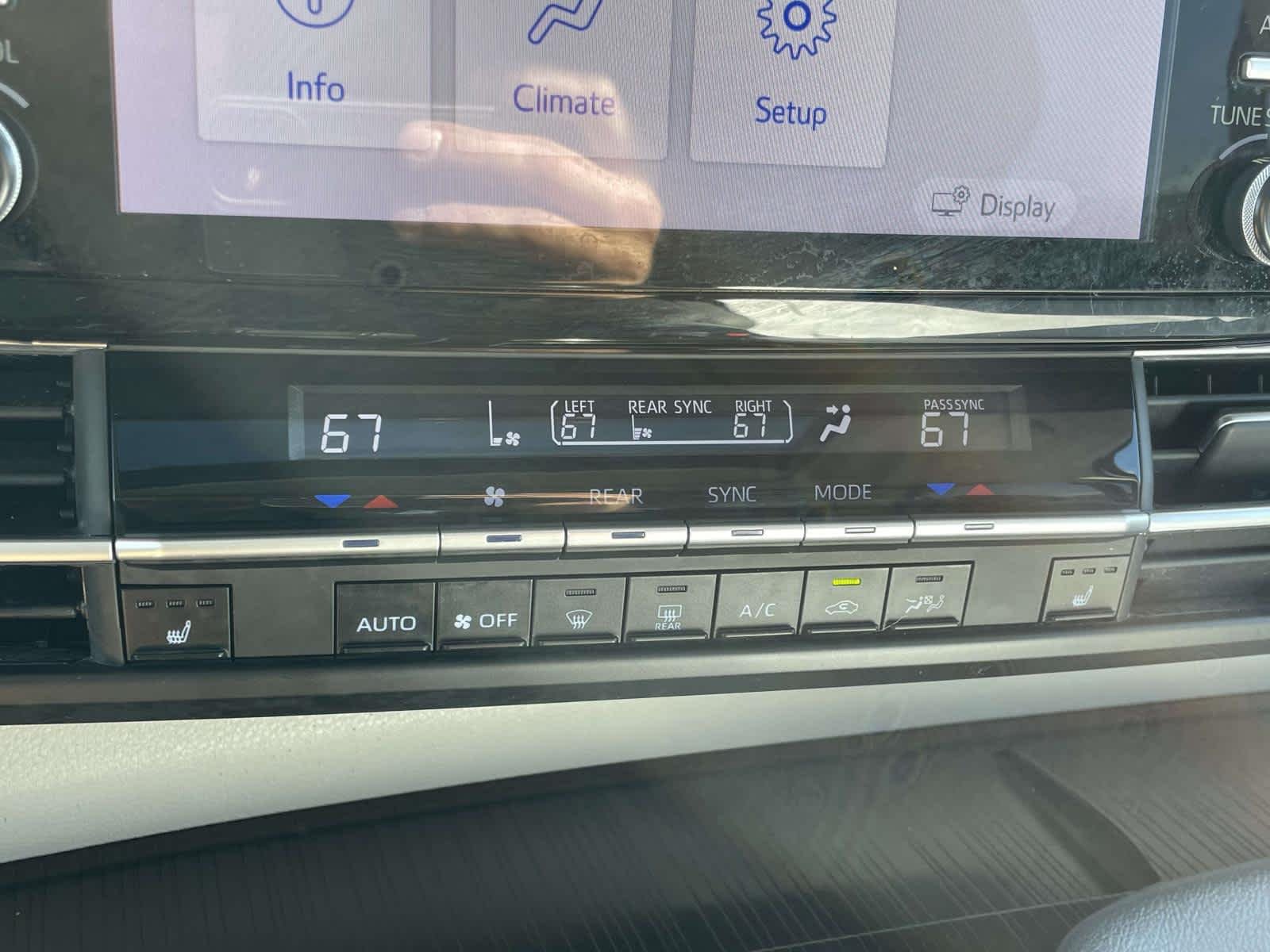 Used 2023 Wind Chill Pearl Toyota XLE image 40