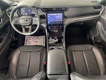 Used 2025 Velvet Red Pearlcoat Jeep Limited image 26