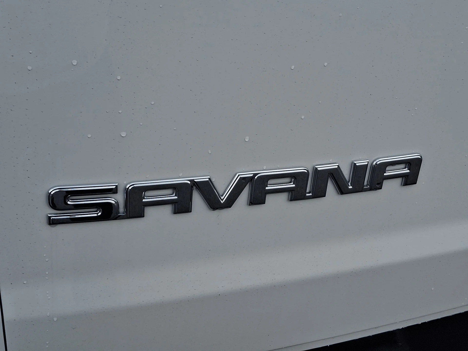 2025 GMC Savana Cargo Work Van - Photo 38