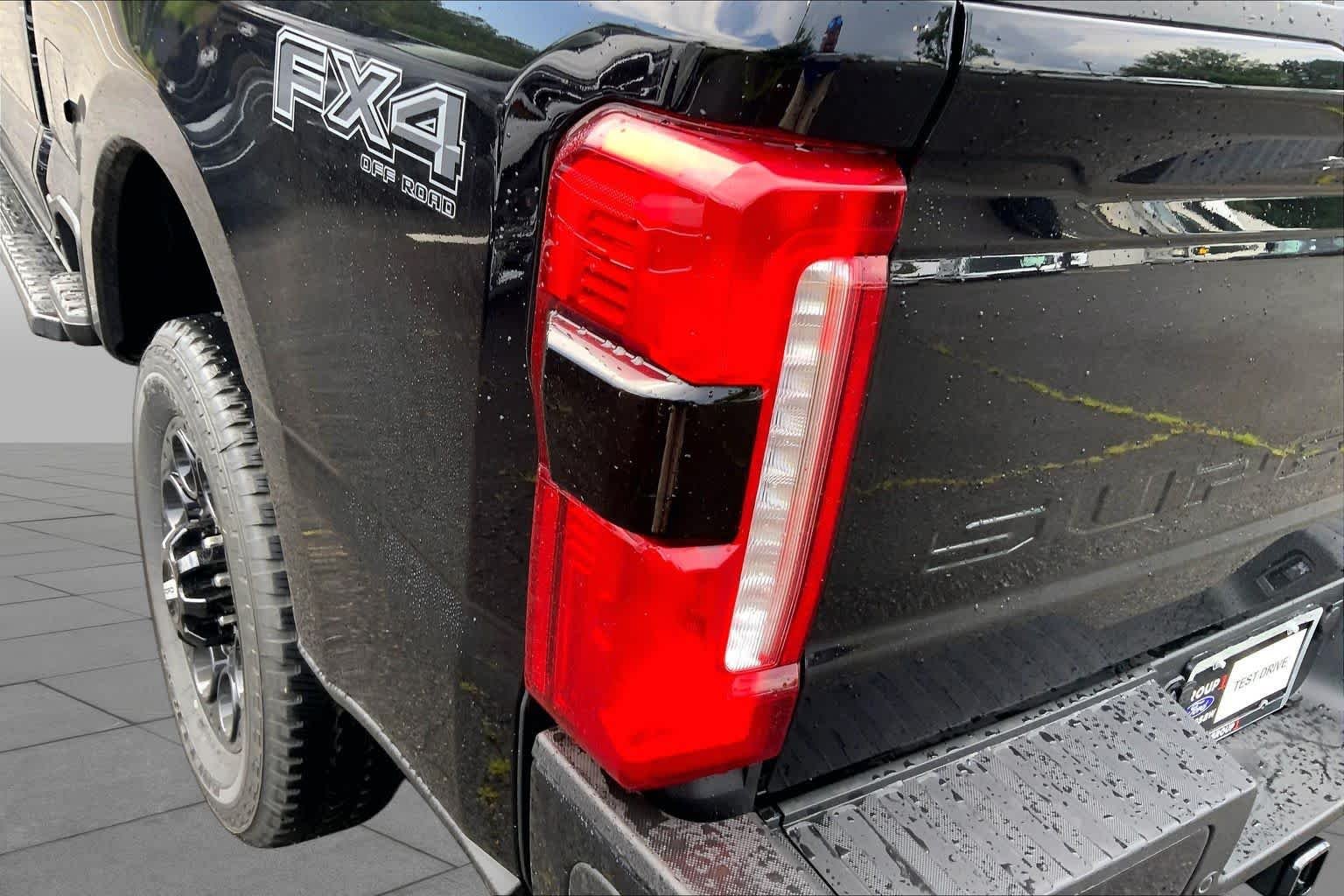 New 2026 Agate Black Metallic Ford F-350® Lariat® image 14