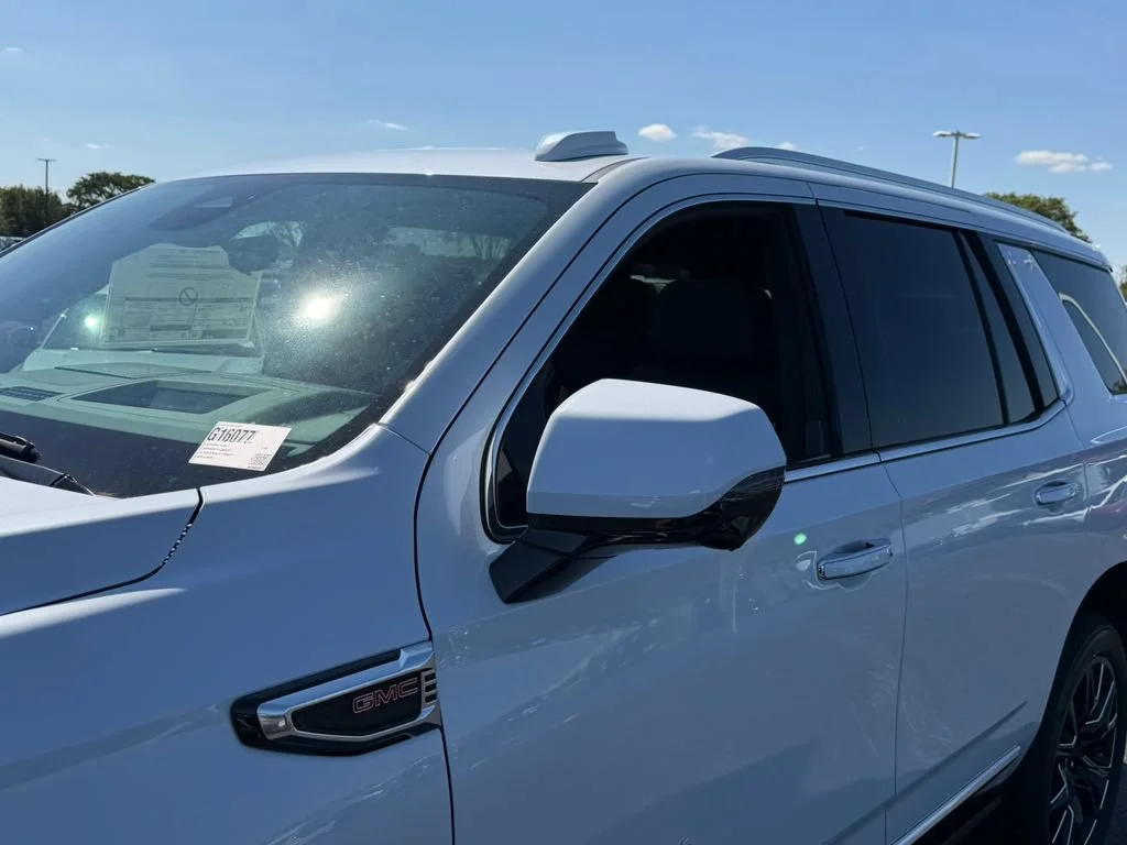 2026 GMC Yukon Denali - Photo 25