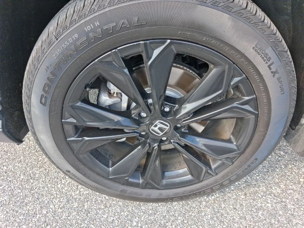 Used 2023  Honda Sport Touring image 19