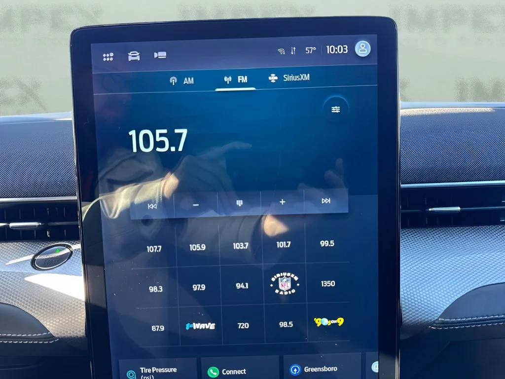 Used 2023 Gray Ford Select image 18