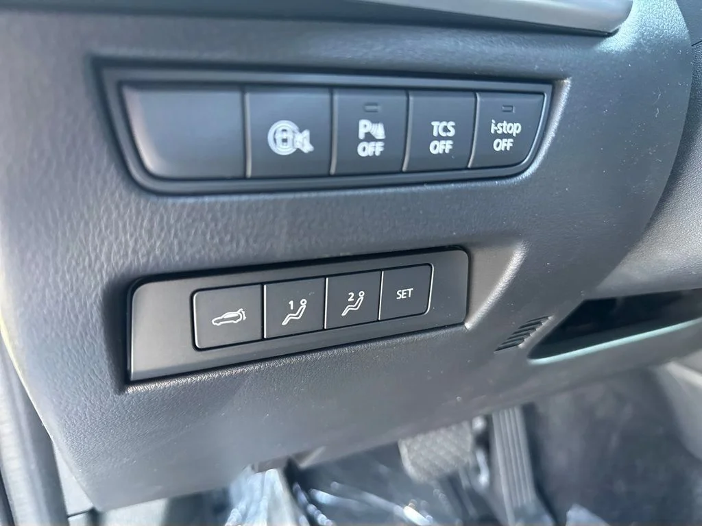New 2026 Platinum Mazda 3.3 Turbo Premium Plus image 11