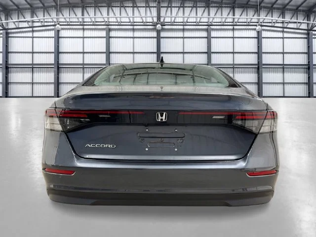 New 2026 Meteorite Gray Metallic Honda SE image 4