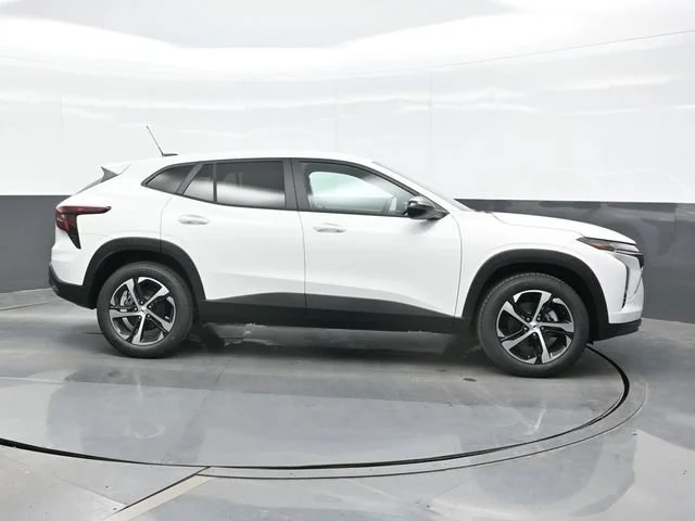2026 Chevrolet Trax RS - Photo 8