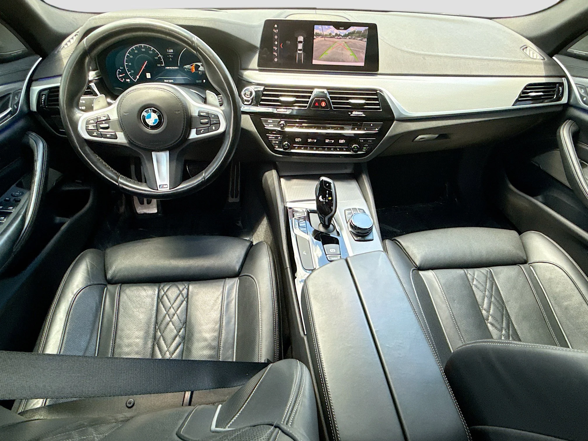 Used 2019 Alpine White BMW M550i xDrive image 16