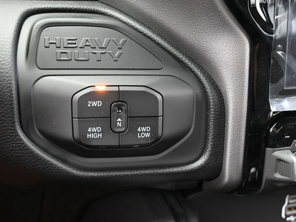 New 2026 Bright White Clear-Coat Exterior Paint RAM Laramie image 28