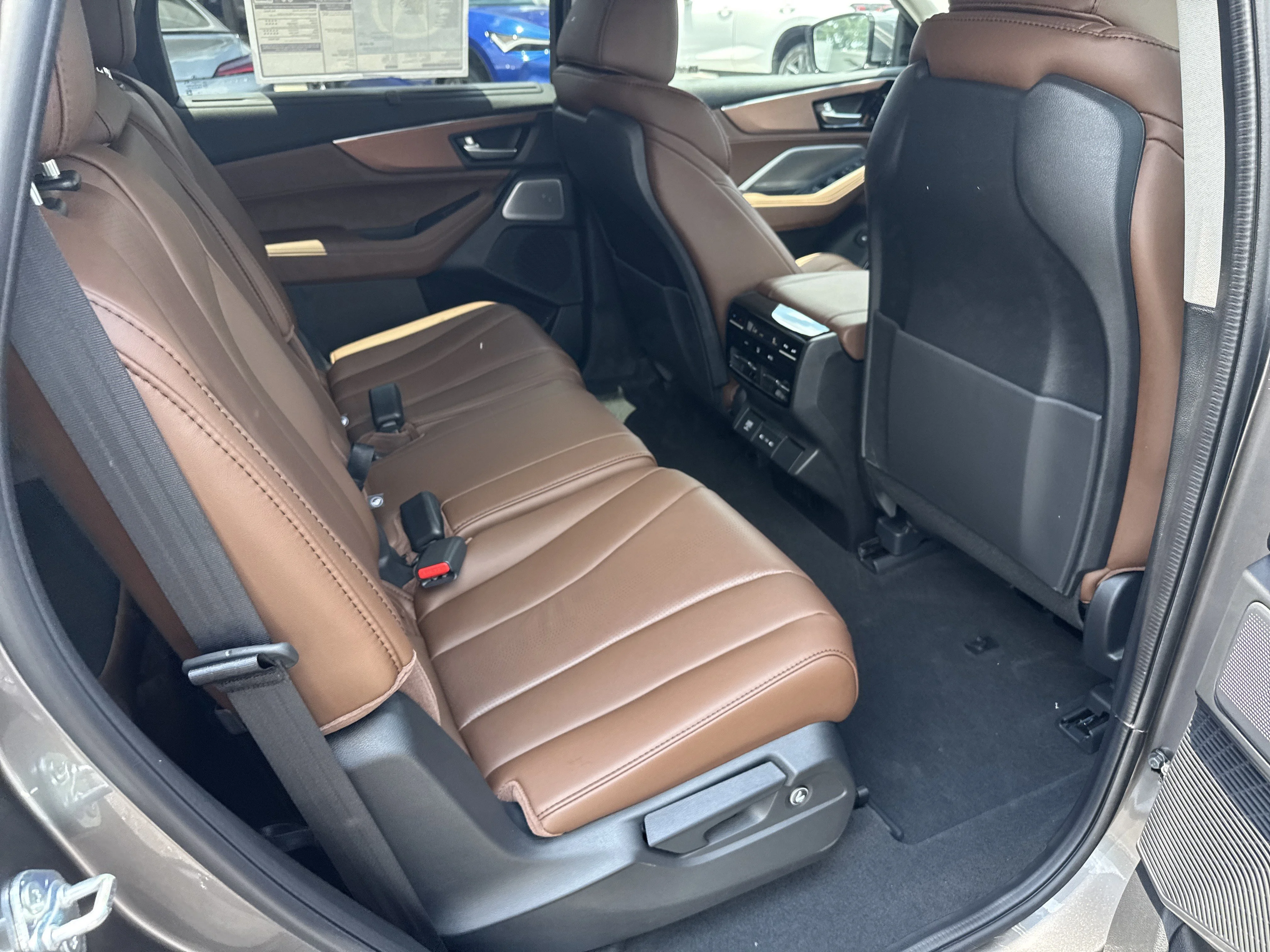New 2026 Liquid Carbon Metallic Acura w/Technology Package image 15