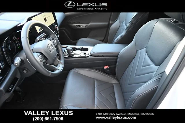 2026 Lexus NX 450h+ Premium - Photo 15