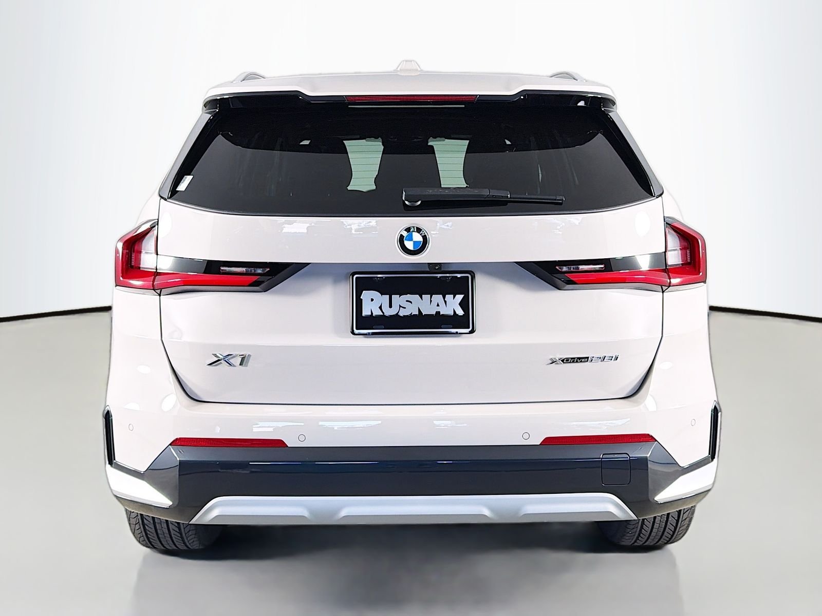 New 2026 Dune Grey Metallic BMW xDrive28i image 6