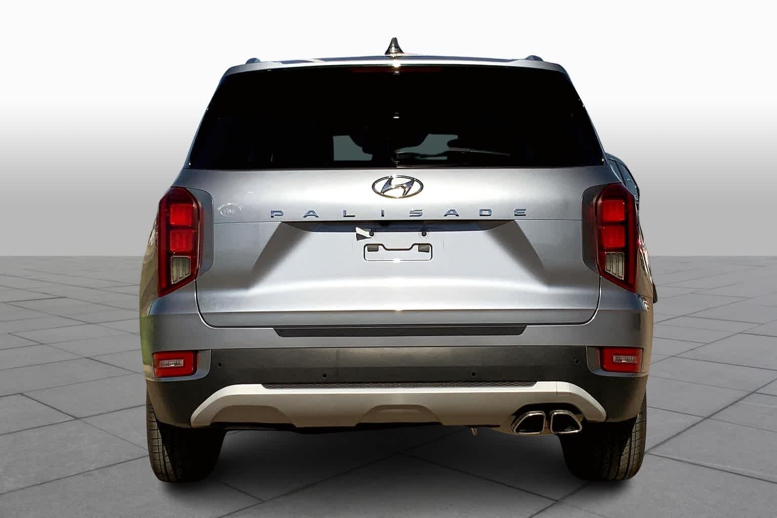 Used 2020 Lagoon Silver Hyundai SEL image 5