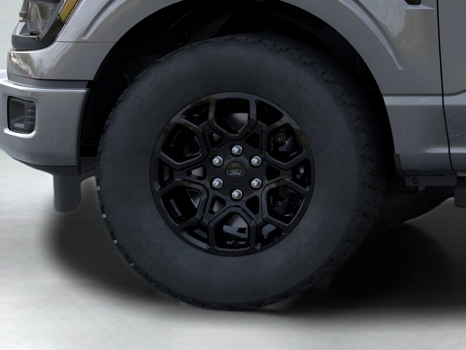 New 2026 Carbonized Gray Metallic Ford XLT image 21