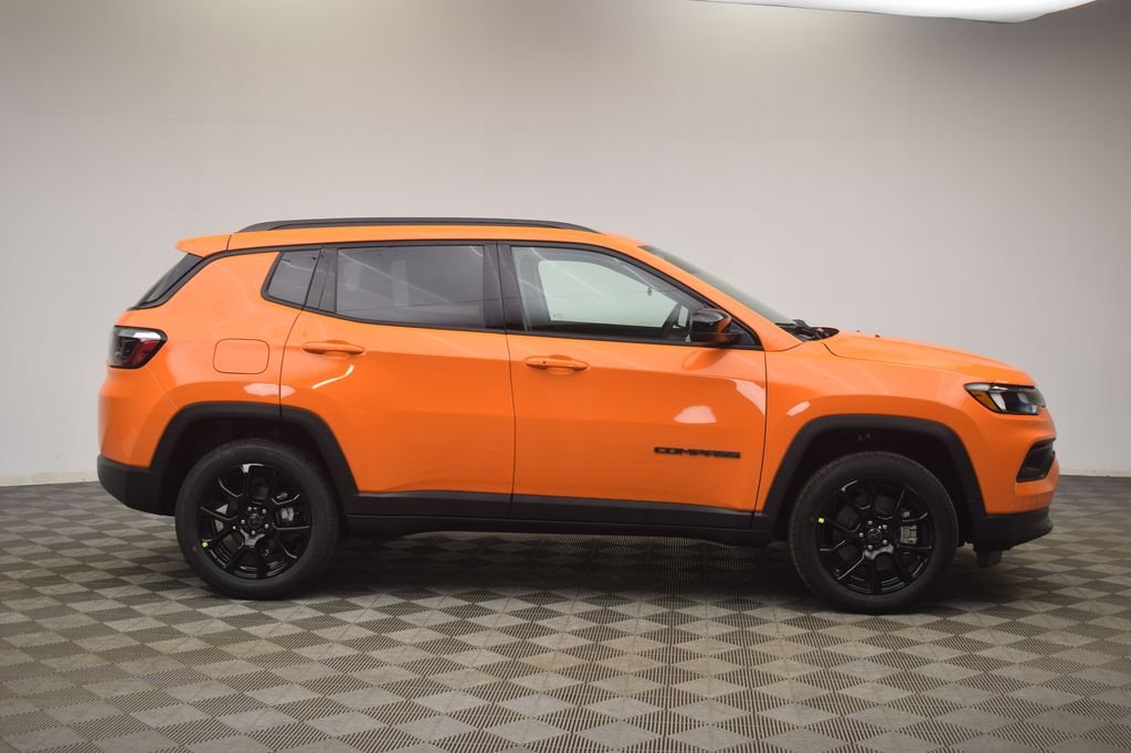 New 2026 Joose Exterior Paint Jeep Latitude image 4