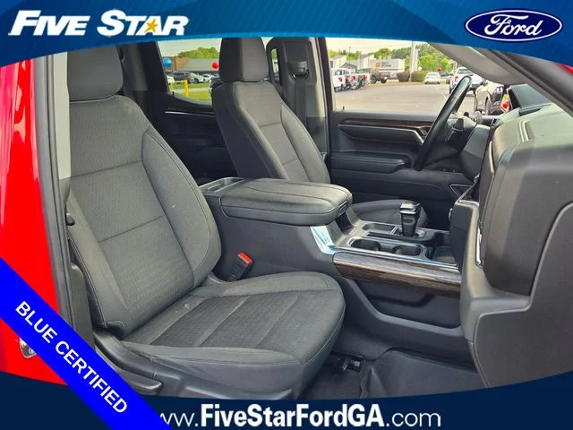 Used 2023 Red GMC Elevation image 18