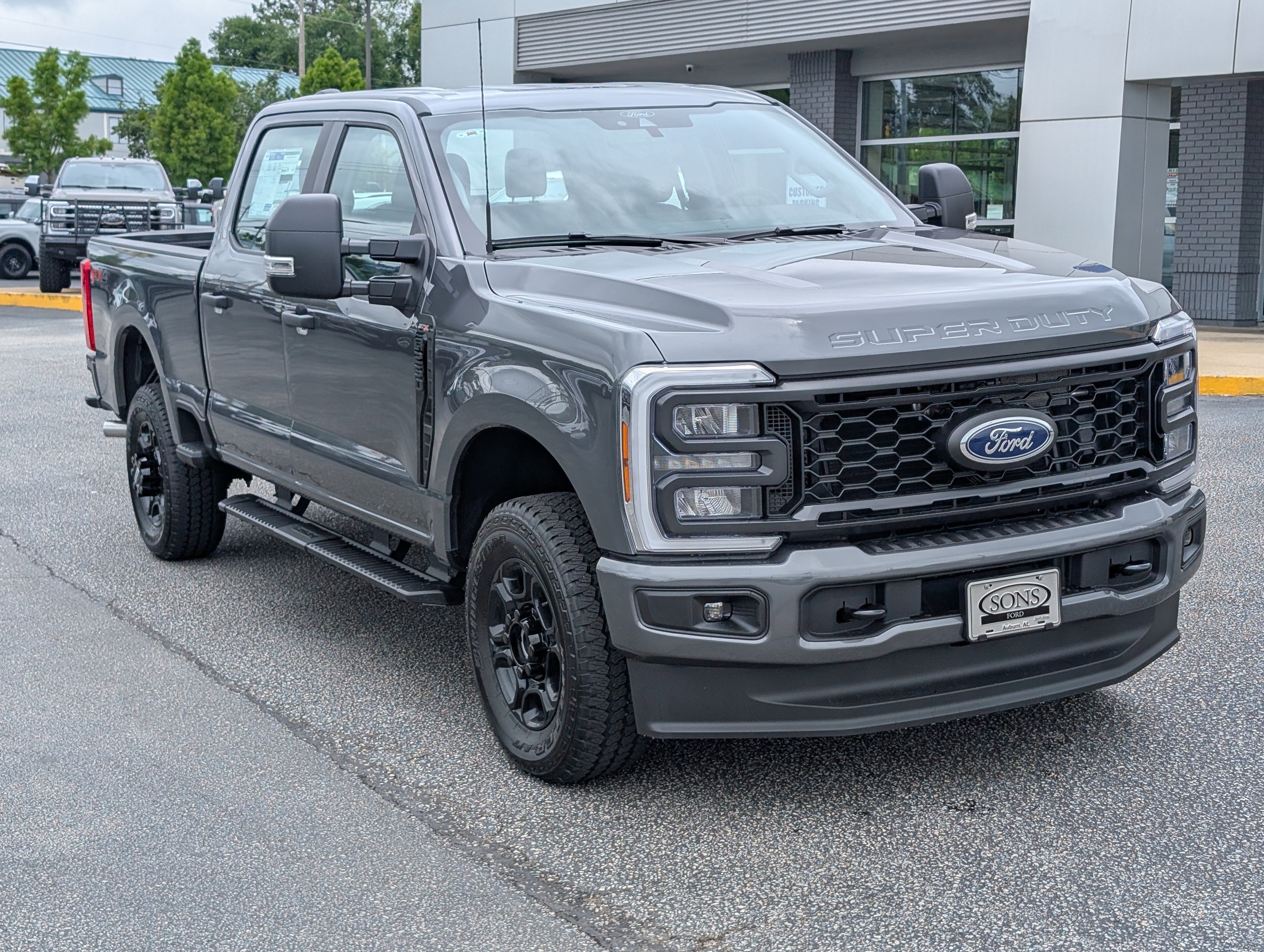 New 2026 CARBONIZED GRAY FORD XL image 4