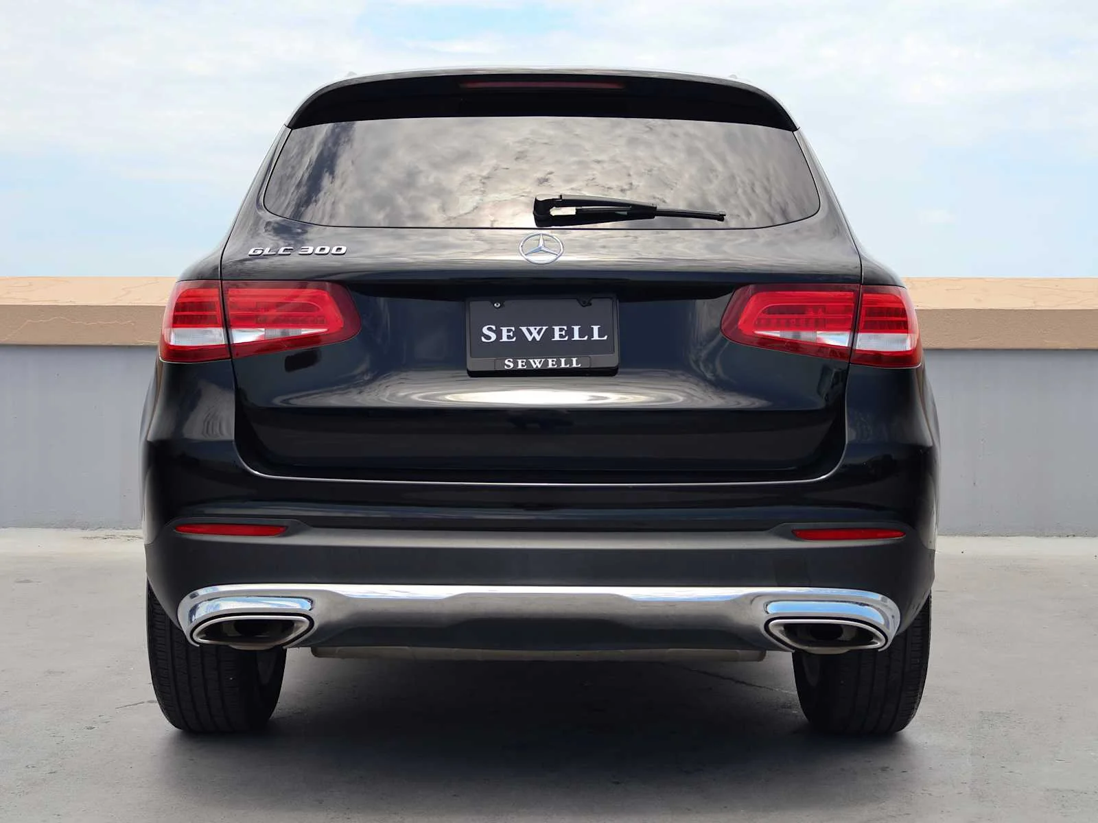 Used 2018 Black Mercedes-Benz GLC 300 image 8