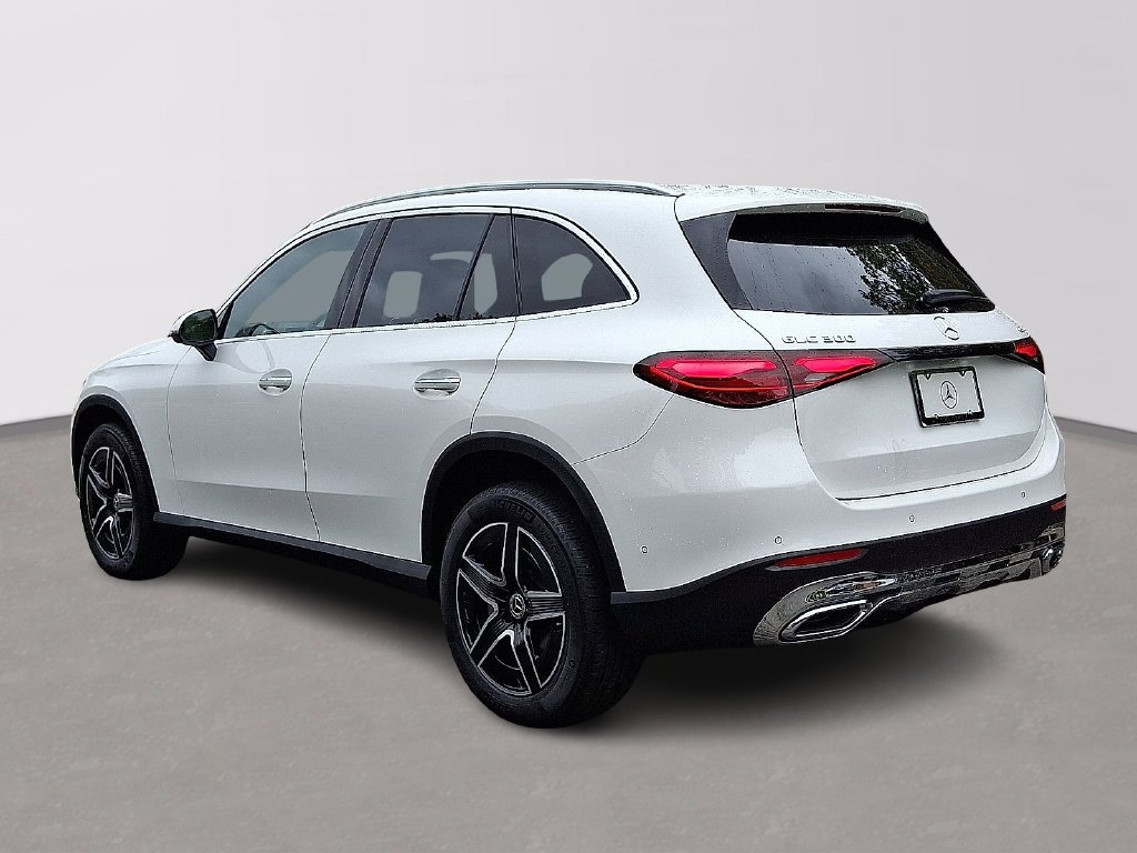 New 2027 Polar White Mercedes-Benz GLC 300 image 23